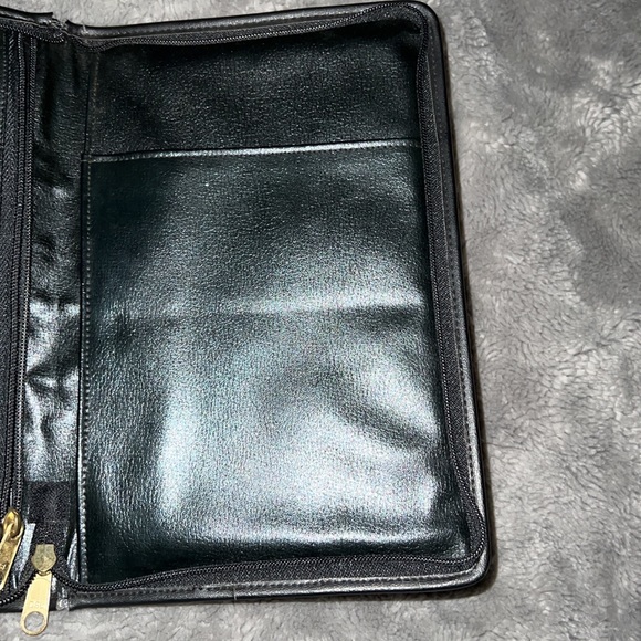 Patterned Travel Case. - Picture 7 of 8